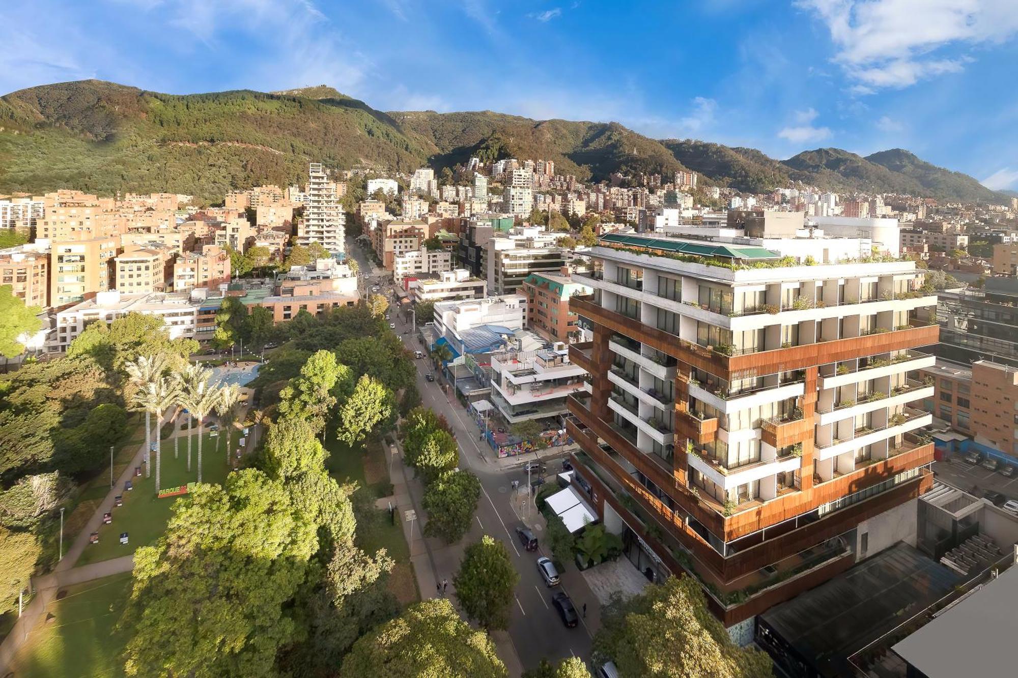 Salvio Parque 93 Bogota, Curio Collection By Hilton, Bogota